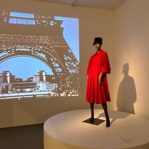 Meet your Posher, Emma